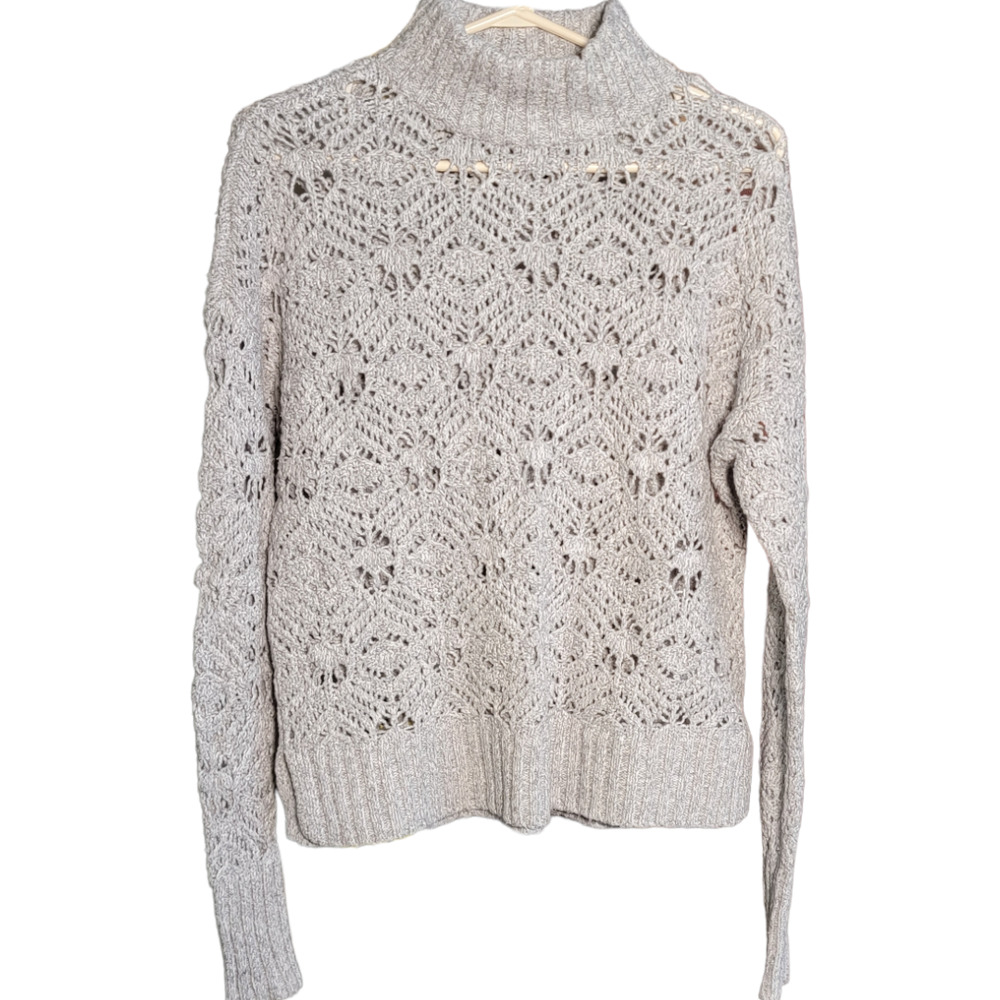 American Eagle Outfitters Grey Knitted Long Sleeve Sweater Size Small
